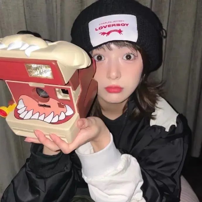 没事儿偷着乐